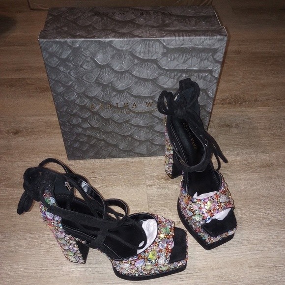 NIB Azalea Wang Brit Square Toe Strappy Platform Heel - Picture 8 of 16